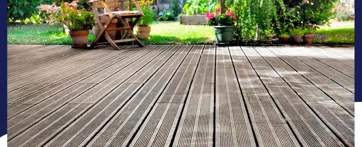 Nettoyage des extérieurs - COUVREUR PRO REF - Nettoyage des extérieurs : dallage, allée, terrasse, muret, terrasse et traitement démoussage anti-mousse fongicide, algicide, anti-bactérien ... dans le Morbihan 56 et le Finistère 29